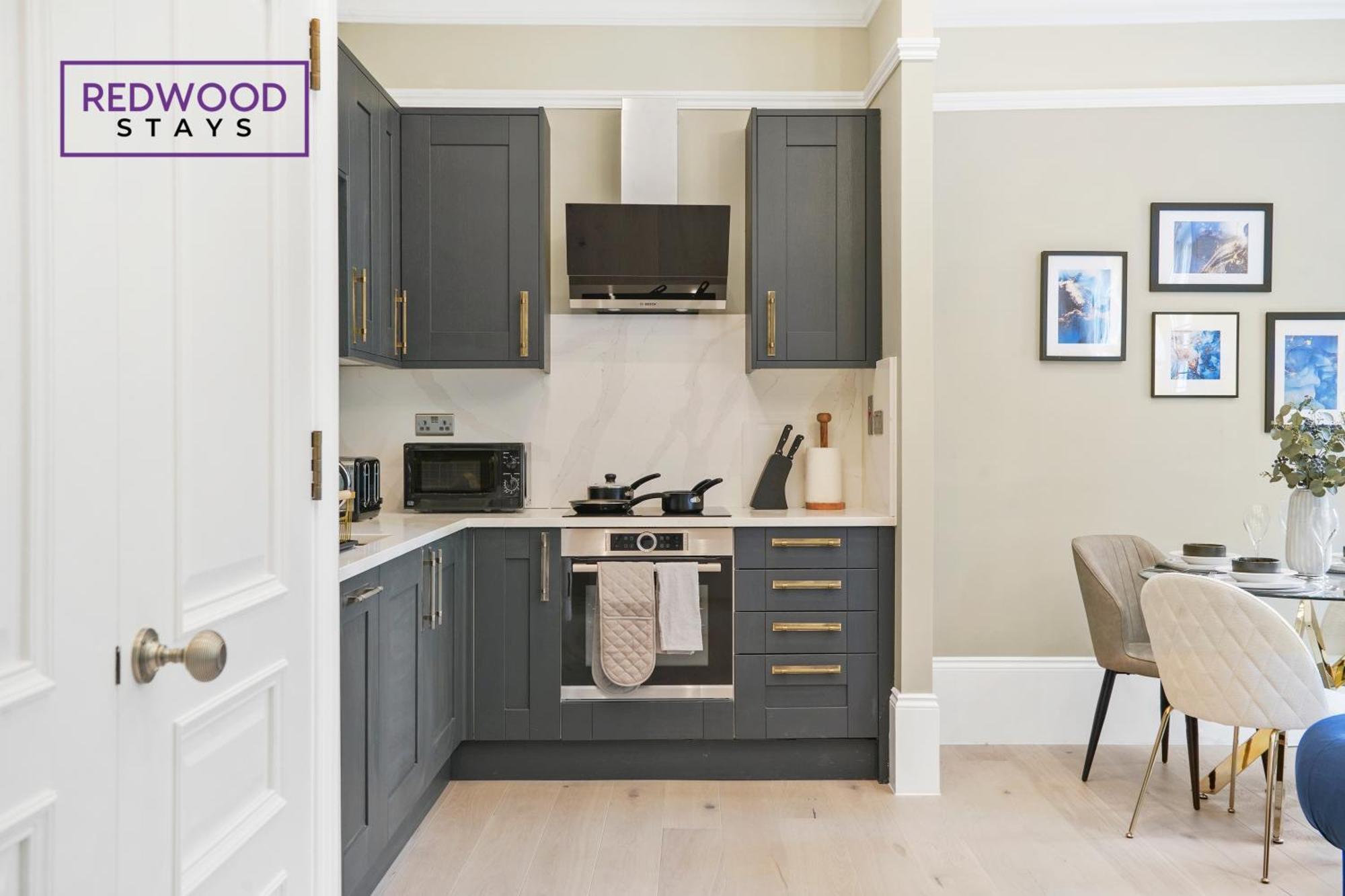 Top Quality 2 Bed 1 Bath Apartments For Contractors By Redwood Stays Reading Luaran gambar