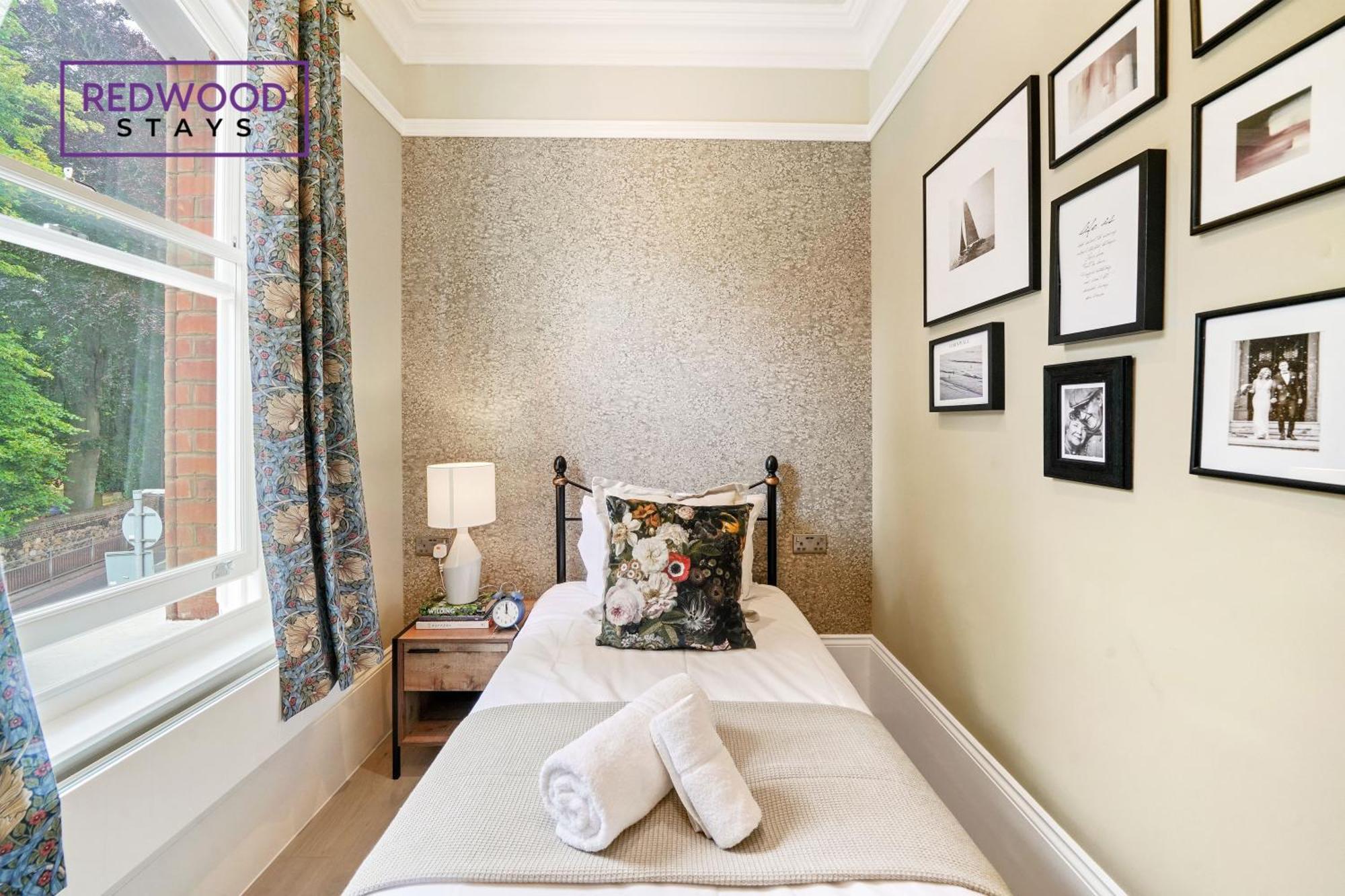 Top Quality 2 Bed 1 Bath Apartments For Contractors By Redwood Stays Reading Luaran gambar