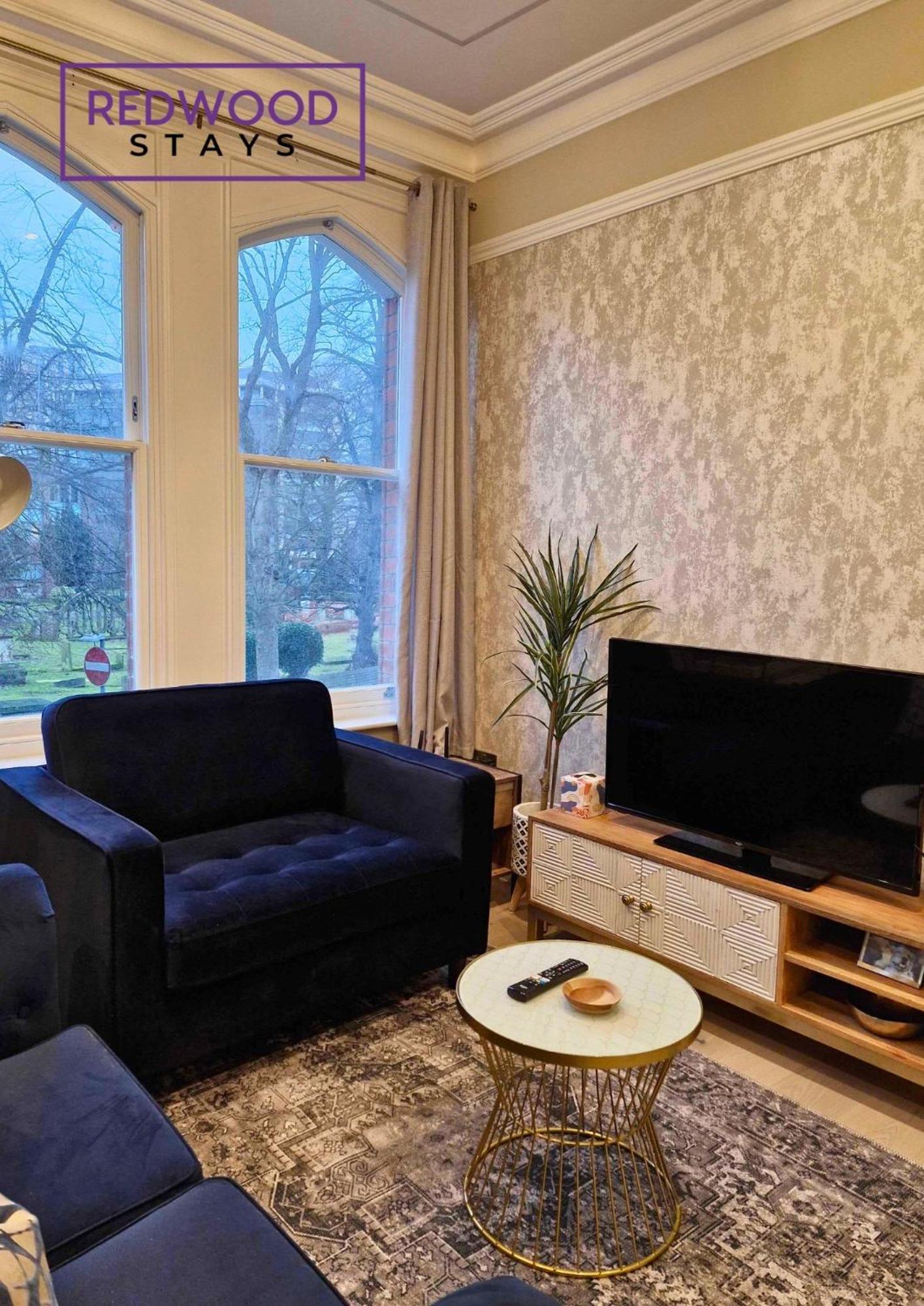Top Quality 2 Bed 1 Bath Apartments For Contractors By Redwood Stays Reading Luaran gambar